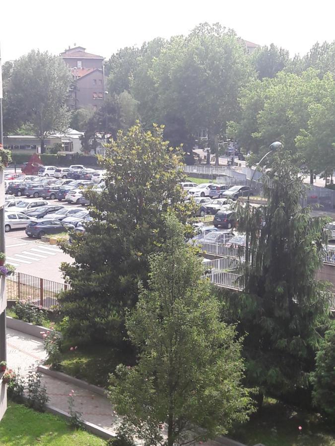 Grazioso Bilocale A 100 Mt Dalla Metropolitana Сесто-Сан-Джованні Екстер'єр фото
