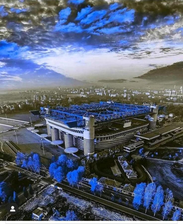 Grazioso Bilocale A 100 Mt Dalla Metropolitana Сесто-Сан-Джованні Екстер'єр фото