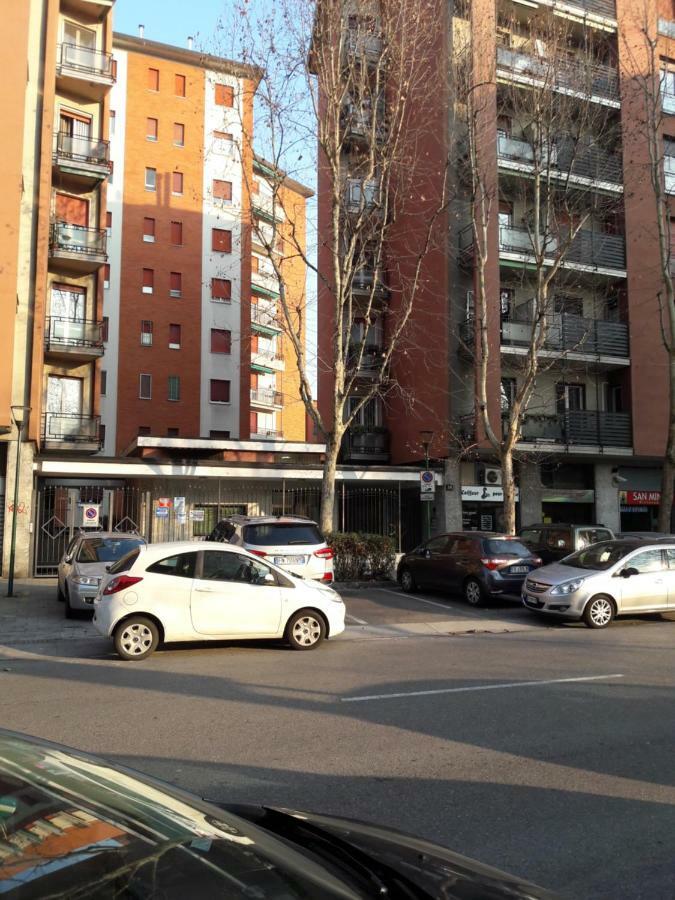 Grazioso Bilocale A 100 Mt Dalla Metropolitana Сесто-Сан-Джованні Екстер'єр фото